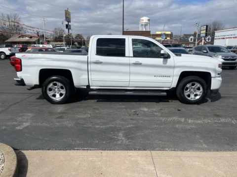 More photos of 2017 CHEVROLET SILVERADO 1500 LT at Jeffrey's Auto Exchange, Inc., IN