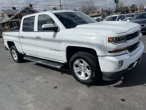 More photos of 2017 CHEVROLET SILVERADO 1500 LT at Jeffrey's Auto Exchange, Inc., IN