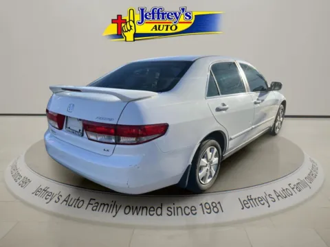 More photos of 2004 HONDA ACCORD LX at Jeffrey's Auto Exchange, Inc., IN