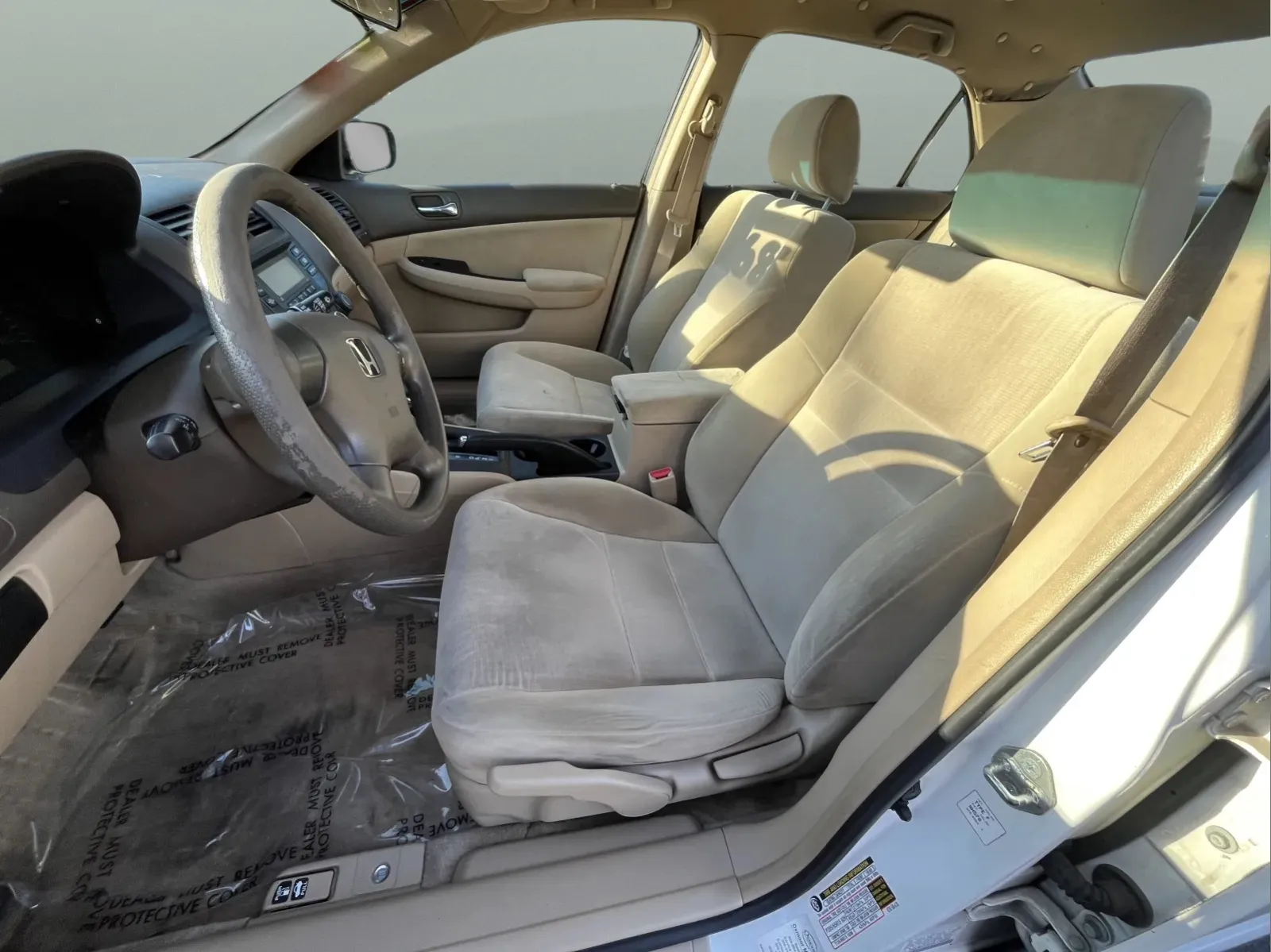 2004 Honda Accord LX - Photo 9