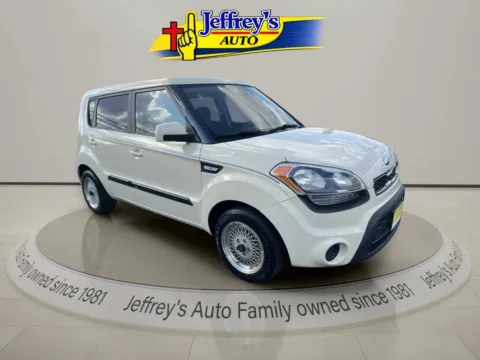 Another view of 2013 KIA SOUL BASE for sale in Scottsburg, IN at Jeffrey's Auto Exchange, Inc.