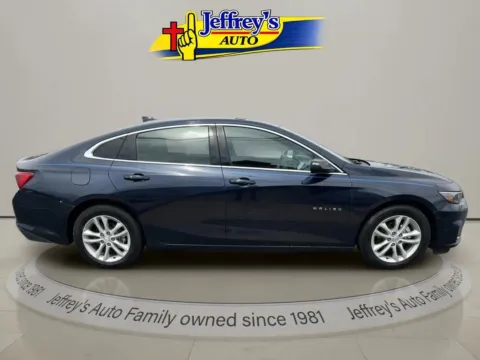 More photos of 2017 CHEVROLET MALIBU LT at Jeffrey's Auto Exchange, Inc., IN