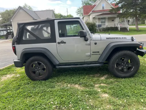 More photos of 2013 JEEP WRANGLER SPORT at Jeffrey's Auto Exchange, Inc., IN