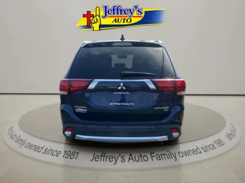 More photos of 2018 MITSUBISHI OUTLANDER SE at Jeffrey's Auto Exchange, Inc., IN