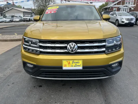 Photos of 2018 VOLKSWAGEN ATLAS V6 SE 4MOTION for sale in Scottsburg, IN at Jeffrey's Auto Exchange, Inc.
