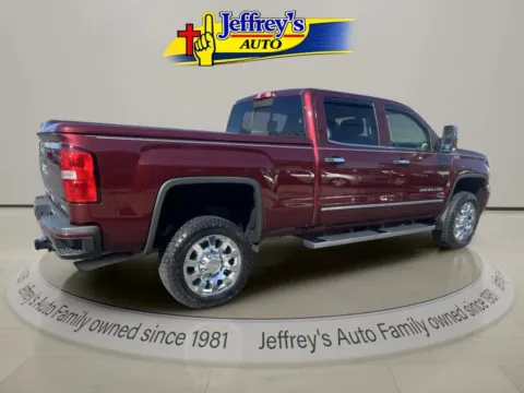 More photos of 2017 GMC SIERRA 2500HD DENALI at Jeffrey's Auto Exchange, Inc., IN