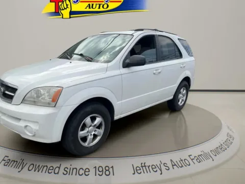 White 2006 KIA SORENTO LX for sale in Scottsburg, IN