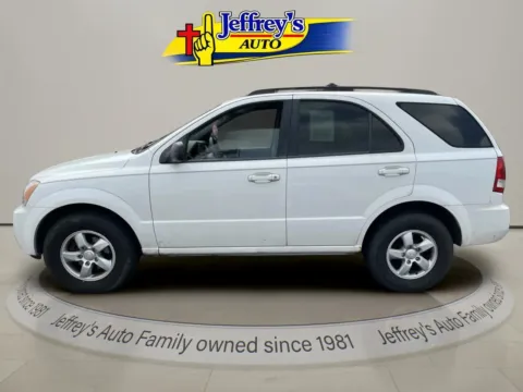 Photos of 2006 KIA SORENTO LX for sale in Scottsburg, IN at Jeffrey's Auto Exchange, Inc.