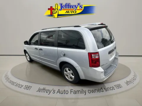 Photos of 2008 DODGE GRAND CARAVAN SE for sale in Scottsburg, IN at Jeffrey's Auto Exchange, Inc.