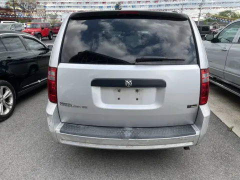 More photos of 2008 DODGE GRAND CARAVAN SE at Jeffrey's Auto Exchange, Inc., IN