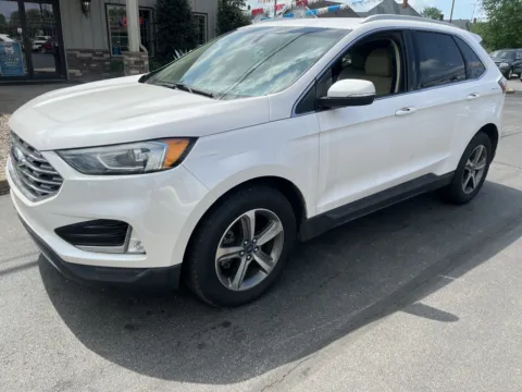 White 2019 FORD EDGE SEL for sale in Scottsburg, IN