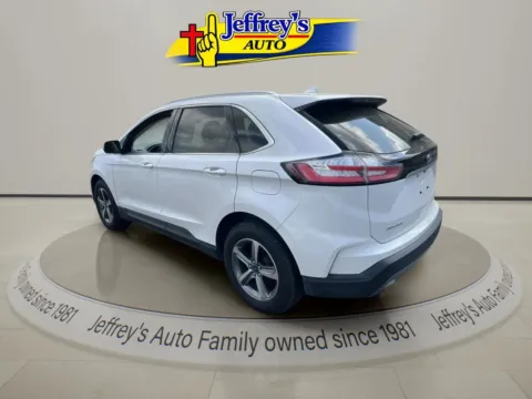 Another view of 2019 FORD EDGE SEL for sale in Scottsburg, IN at Jeffrey's Auto Exchange, Inc.