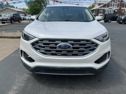 Photos of 2019 FORD EDGE SEL for sale in Scottsburg, IN at Jeffrey's Auto Exchange, Inc.