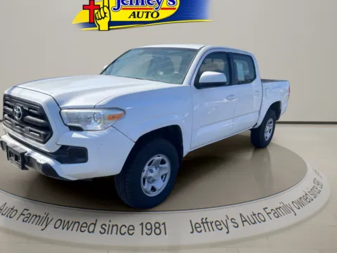 White 2016 TOYOTA TACOMA SR V6 for sale in Scottsburg, IN