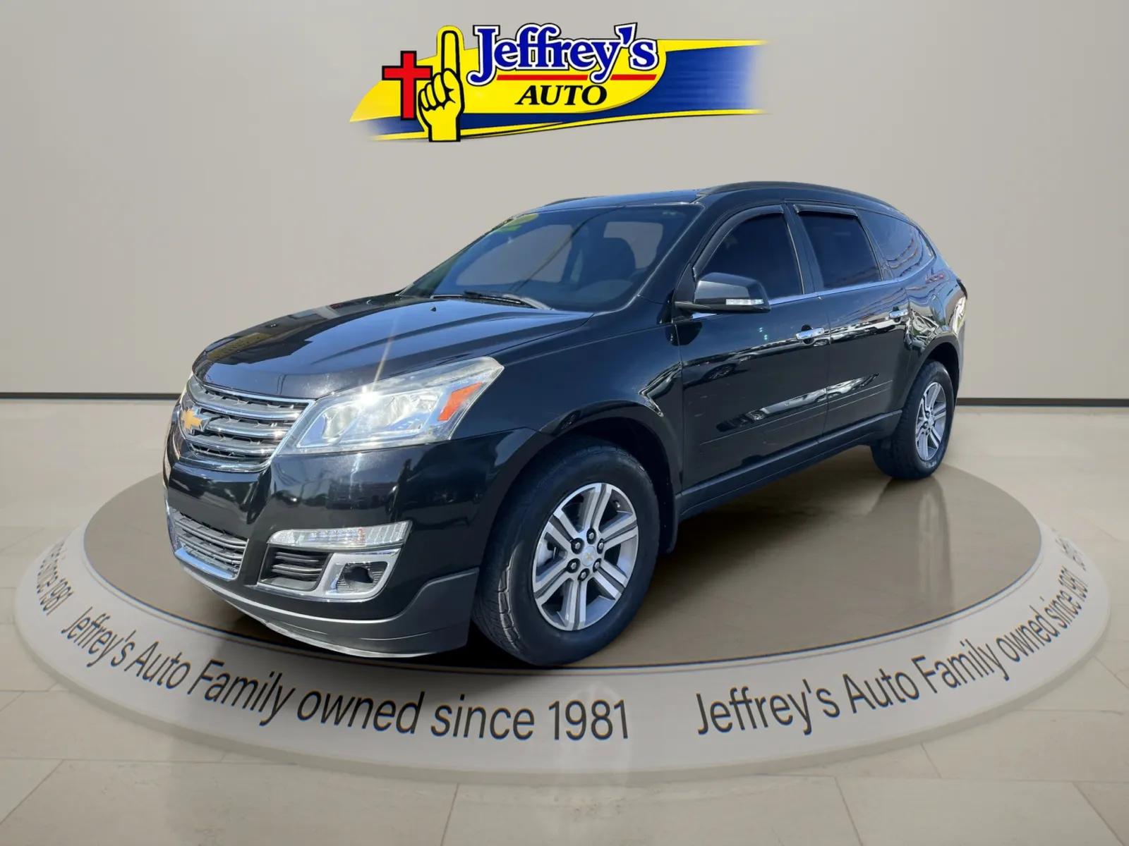 Black 2016 CHEVROLET TRAVERSE LT for sale in Scottsburg, IN