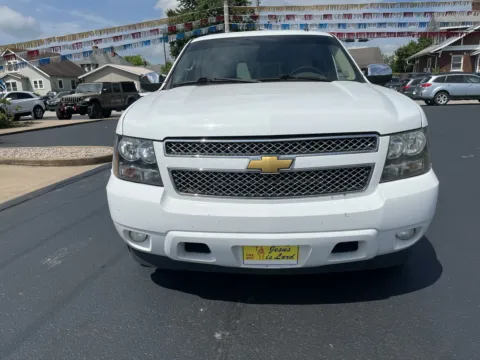Photos of 2011 CHEVROLET TAHOE LTZ for sale in Scottsburg, IN at Jeffrey's Auto Exchange, Inc.