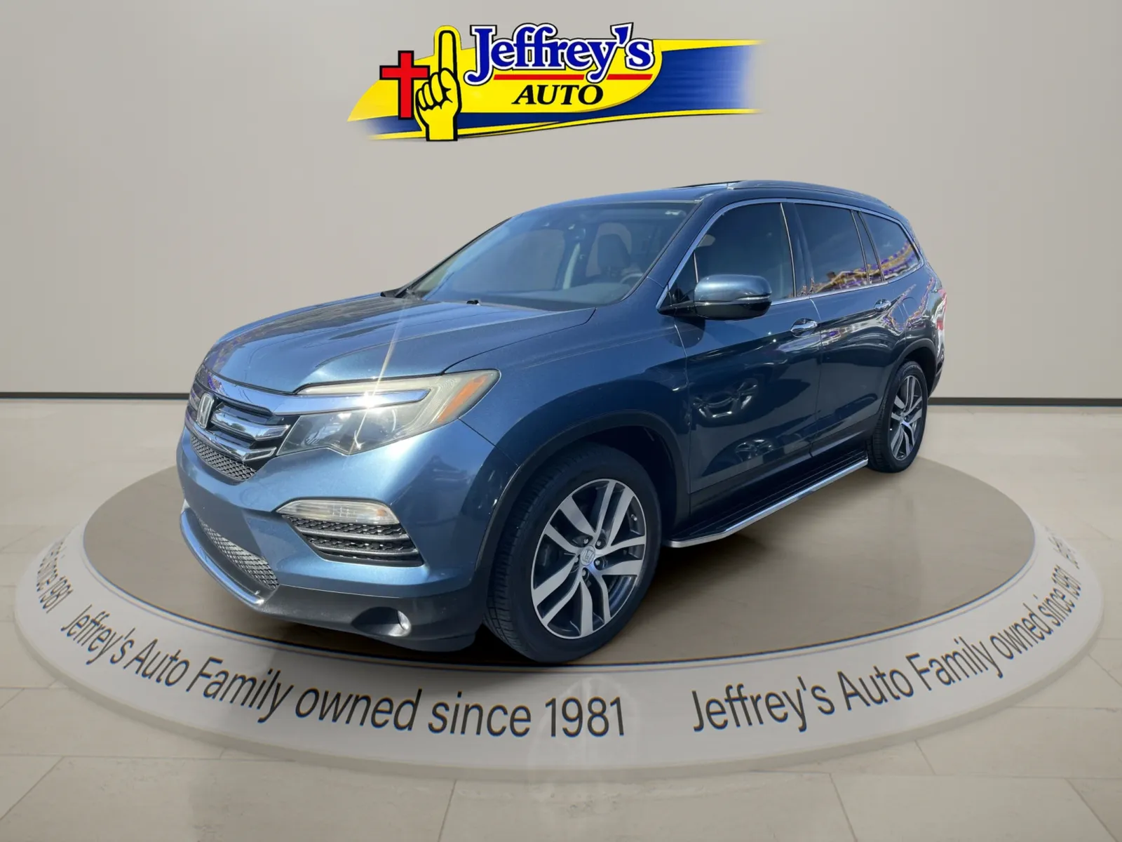 Blue 2017 HONDA PILOT TOURING for sale in Scottsburg, IN