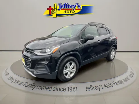 Black 2019 CHEVROLET TRAX LT for sale in Scottsburg, IN