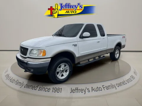 White 2003 FORD F-150 XL for sale in Scottsburg, IN