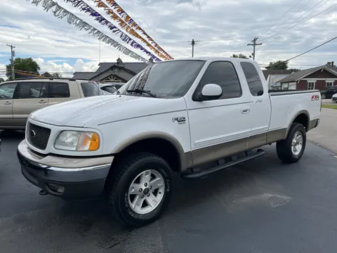 White 2003 FORD F-150 XL for sale in Scottsburg, IN