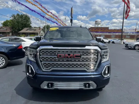 Photos of 2020 GMC SIERRA 1500 DENALI for sale in Scottsburg, IN at Jeffrey's Auto Exchange, Inc.
