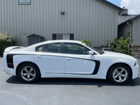 More photos of 2014 DODGE CHARGER SE at Jeffrey's Auto Exchange, Inc., IN