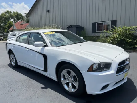 Another view of 2014 DODGE CHARGER SE for sale in Scottsburg, IN at Jeffrey's Auto Exchange, Inc.