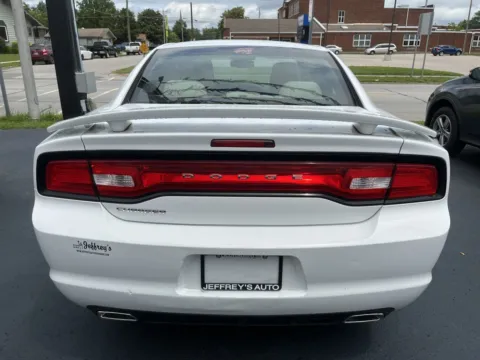 More photos of 2014 DODGE CHARGER SE at Jeffrey's Auto Exchange, Inc., IN