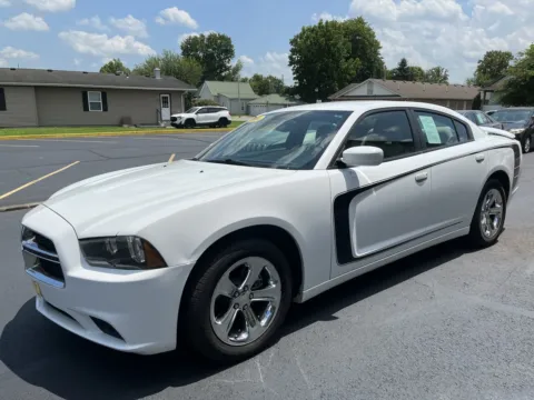 White 2014 DODGE CHARGER SE for sale in Scottsburg, IN