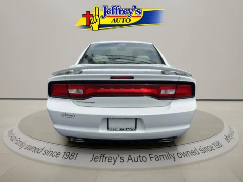 Photos of 2014 DODGE CHARGER SE for sale in Scottsburg, IN at Jeffrey's Auto Exchange, Inc.