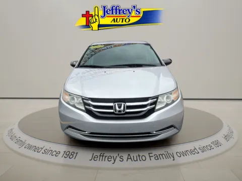 More photos of 2015 HONDA ODYSSEY LX at Jeffrey's Auto Exchange, Inc., IN