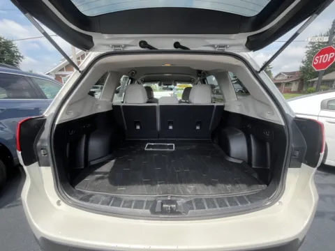 More photos of 2020 SUBARU FORESTER BASE at Jeffrey's Auto Exchange, Inc., IN