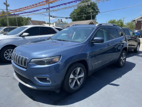 Blue 2019 JEEP CHEROKEE LIMITED for sale in Scottsburg, IN