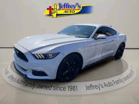 White 2017 FORD MUSTANG ECOBOOST for sale in Scottsburg, IN
