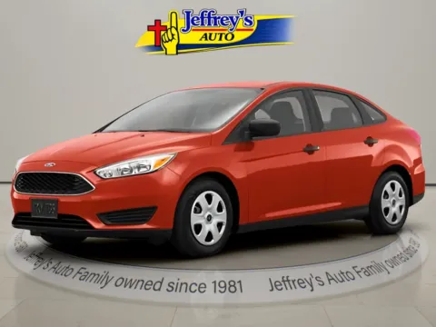 Red 2018 FORD FOCUS SE for sale in Scottsburg, IN