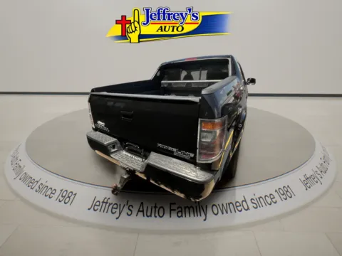More photos of 2007 HONDA RIDGELINE RTS at Jeffrey's Auto Exchange, Inc., IN
