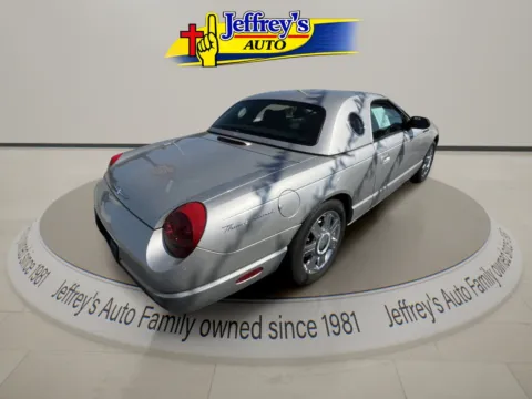 Photos of 2004 FORD THUNDERBIRD DELUXE for sale in Scottsburg, IN at Jeffrey's Auto Exchange, Inc.