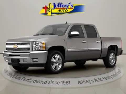 Gray 2013 CHEVROLET SILVERADO 1500 LT for sale in Scottsburg, IN