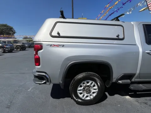 More photos of 2020 CHEVROLET SILVERADO 2500H LT at Jeffrey's Auto Exchange, Inc., IN