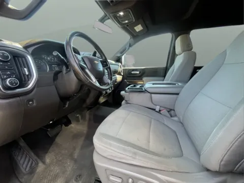 More photos of 2020 CHEVROLET SILVERADO 2500H LT at Jeffrey's Auto Exchange, Inc., IN