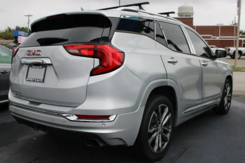 More photos of 2019 GMC TERRAIN DENALI at Jeffrey's Auto Exchange, Inc., IN