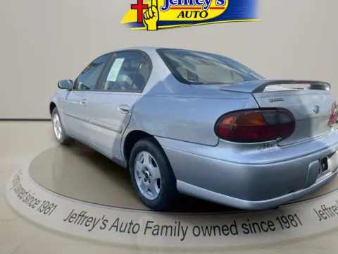 Photos of 2004 CHEVROLET CLASSIC BASE for sale in Scottsburg, IN at Jeffrey's Auto Exchange, Inc.