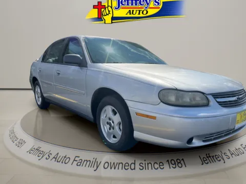More photos of 2004 CHEVROLET CLASSIC BASE at Jeffrey's Auto Exchange, Inc., IN