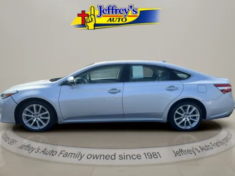 Photos of 2013 TOYOTA AVALON XLE for sale in Scottsburg, IN at Jeffrey's Auto Exchange, Inc.