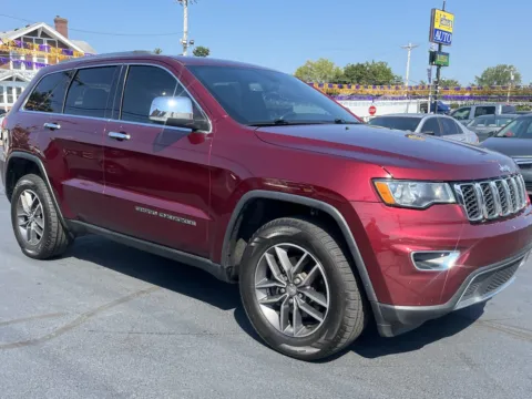 Another view of 2018 JEEP GRAND CHEROKEE LIMITED for sale in Scottsburg, IN at Jeffrey's Auto Exchange, Inc.