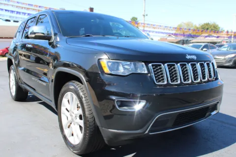 More photos of 2015 JEEP GRAND CHEROKEE LAREDO at Jeffrey's Auto Exchange, Inc., IN