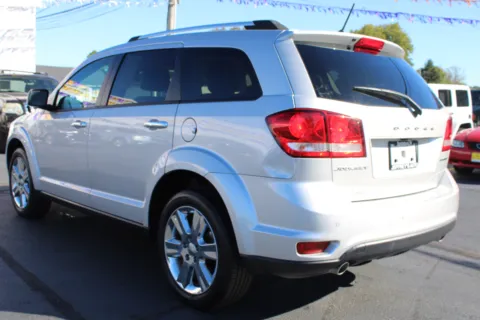 Another view of 2014 DODGE JOURNEY LIMITED for sale in Scottsburg, IN at Jeffrey's Auto Exchange, Inc.