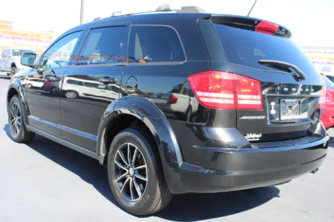Photos of 2017 DODGE JOURNEY SE for sale in Scottsburg, IN at Jeffrey's Auto Exchange, Inc.