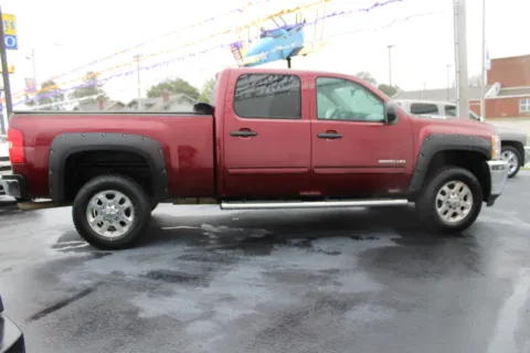 More photos of 2013 CHEVROLET SILVERADO 2500H LT at Jeffrey's Auto Exchange, Inc., IN