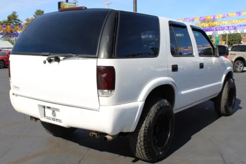 More photos of 2005 CHEVROLET BLAZER LS FLEET at Jeffrey's Auto Exchange, Inc., IN